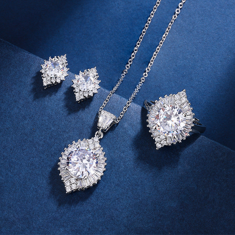 Aria Gaze Set | White Gold