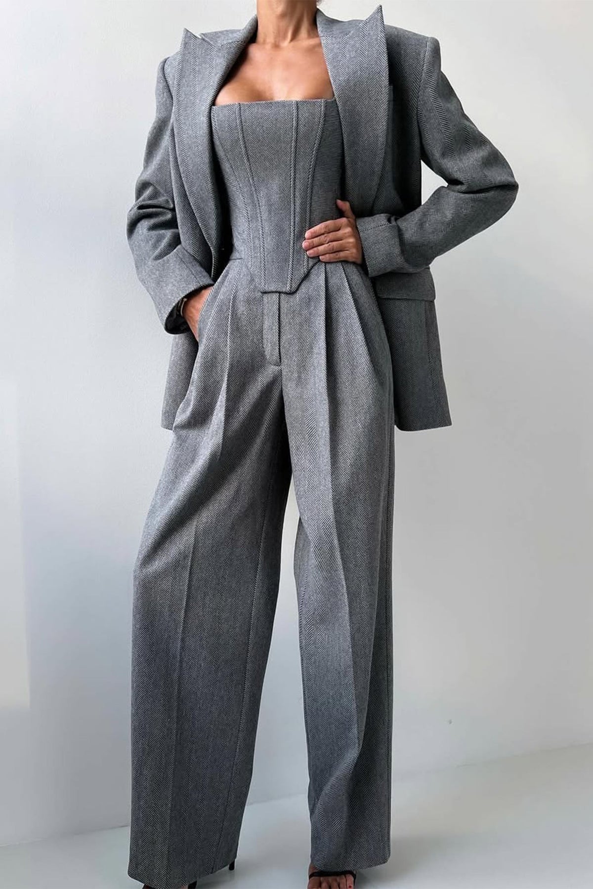 Grace - Three-Piece Set with Double-Breasted Blazer