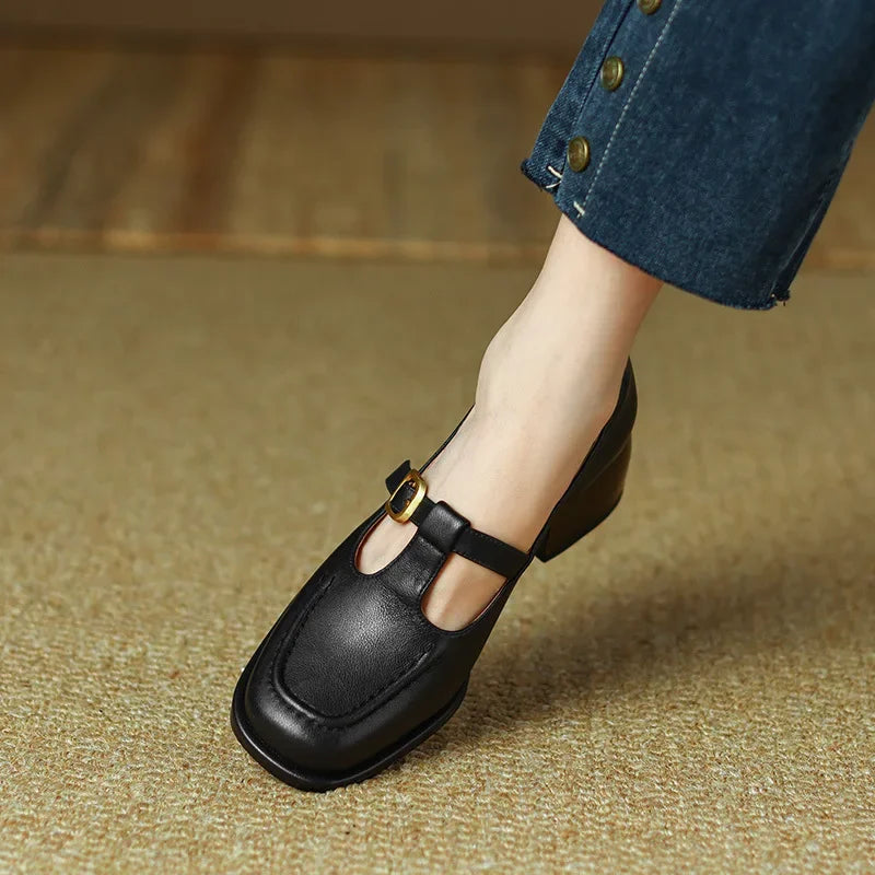 Ysolenne T-Strap