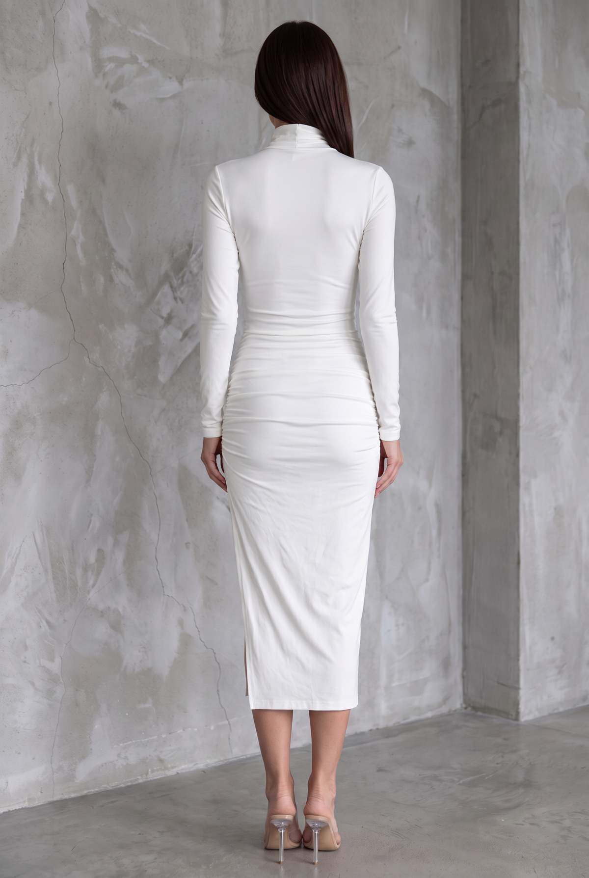 Women's Fashionable And Sexy White Slim-fitting Midi Dress With A High Neckline, Long Sleeves, And Ruched Waist And Hem