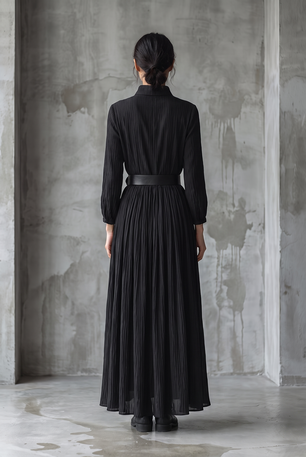 Women's Black Blend Textured Pleated Vintage Maxi Dress