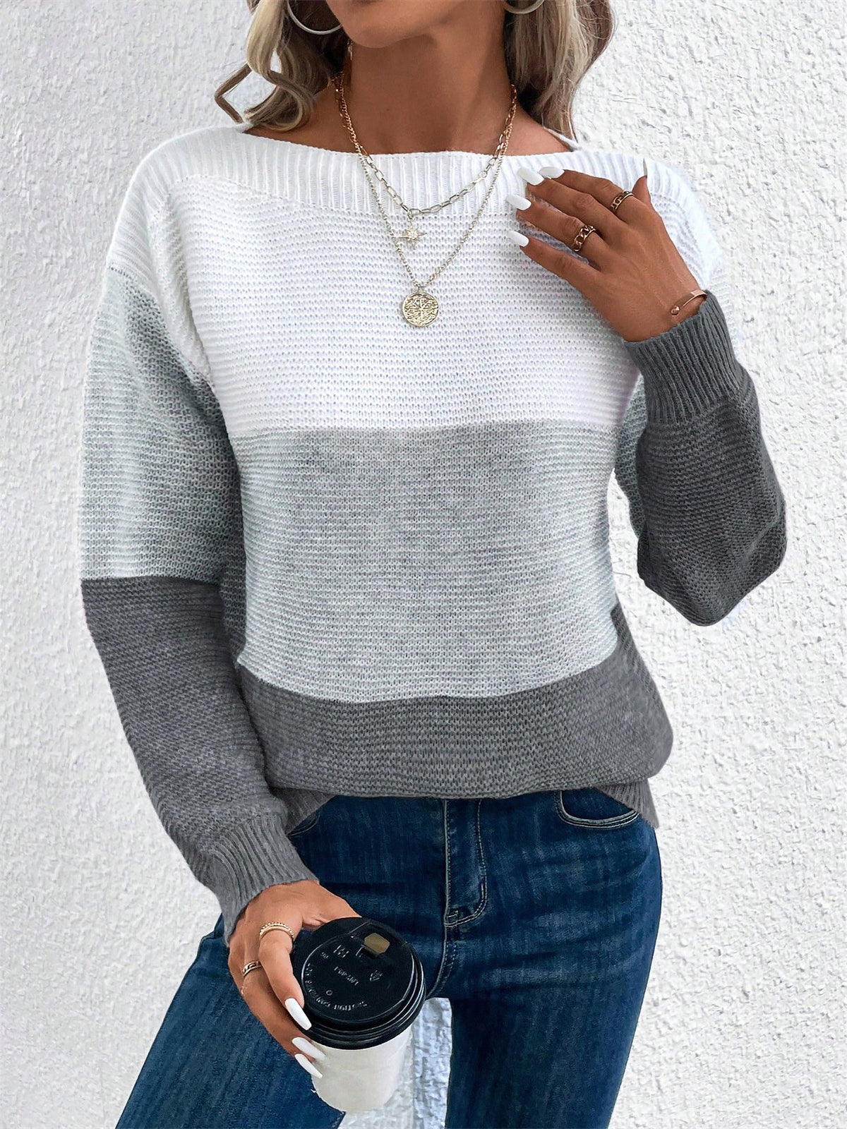 Effortless Sweatshirt for Women with Color Block Crewneck Long Sleeve Knit Style